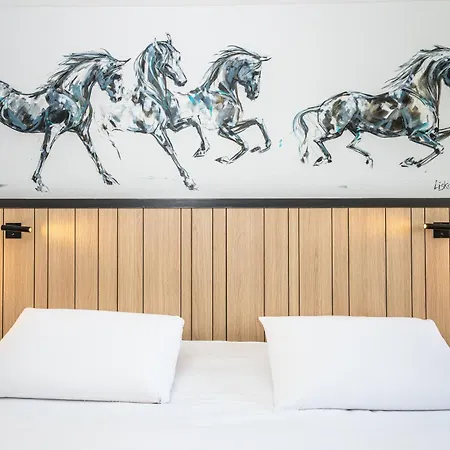 Mercure Bords de Loire Saumur Extérieur photo
