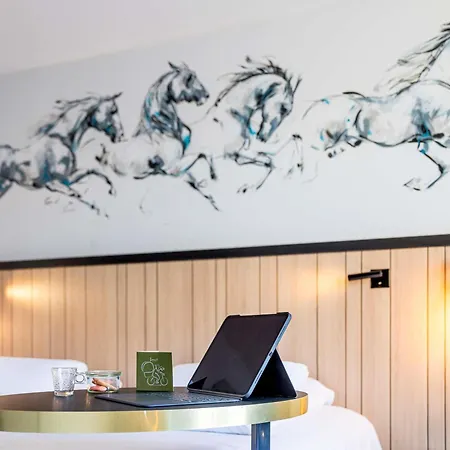 Mercure Bords De Loire Saumur Buitenkant foto