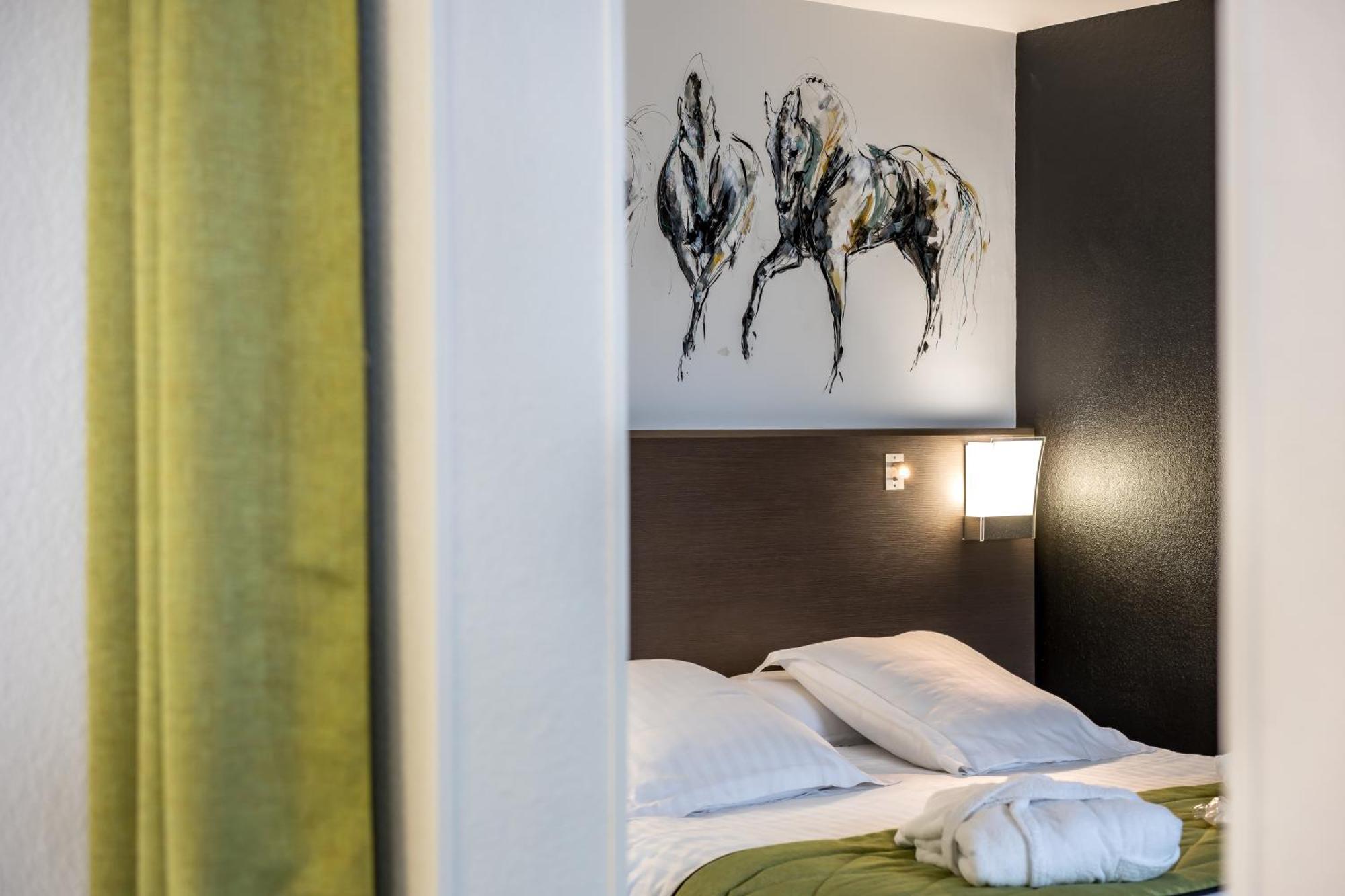 Mercure Bords De Loire