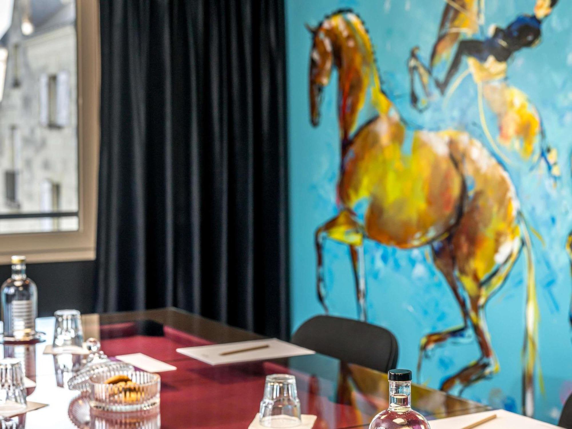 Hotel Mercure Bords De Loire 4*