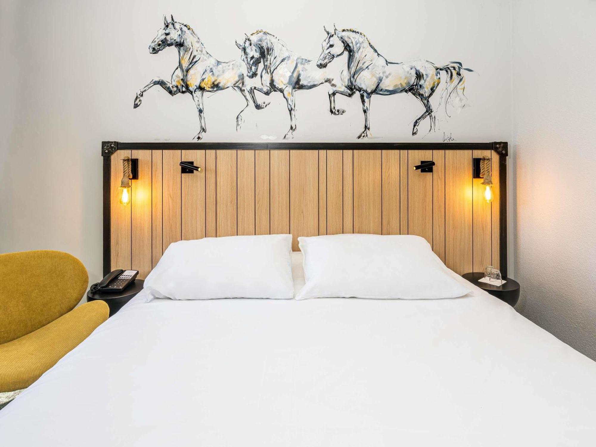 Hotel Mercure Bords De Loire 4*