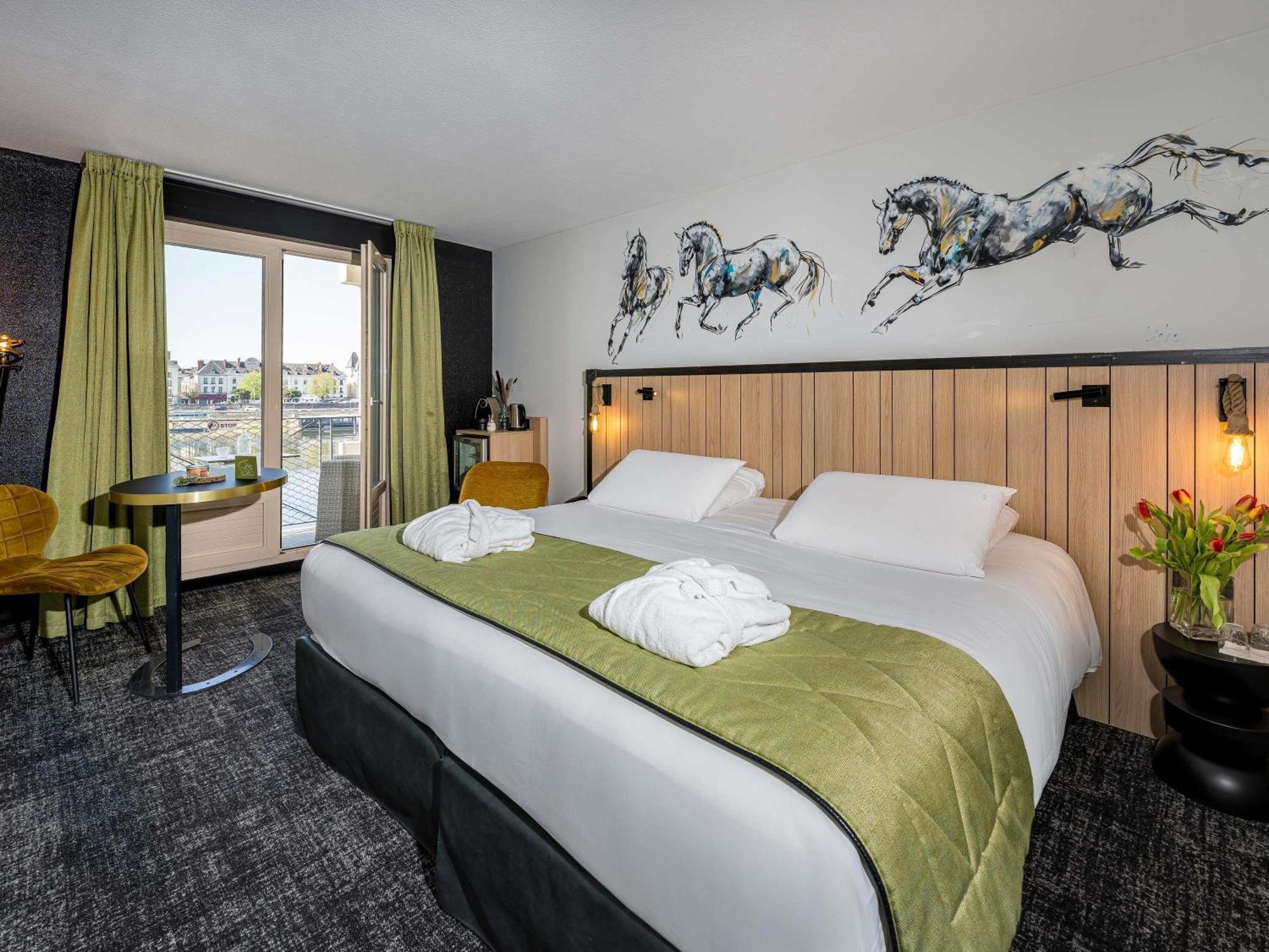 Mercure Bords De Loire Saumur