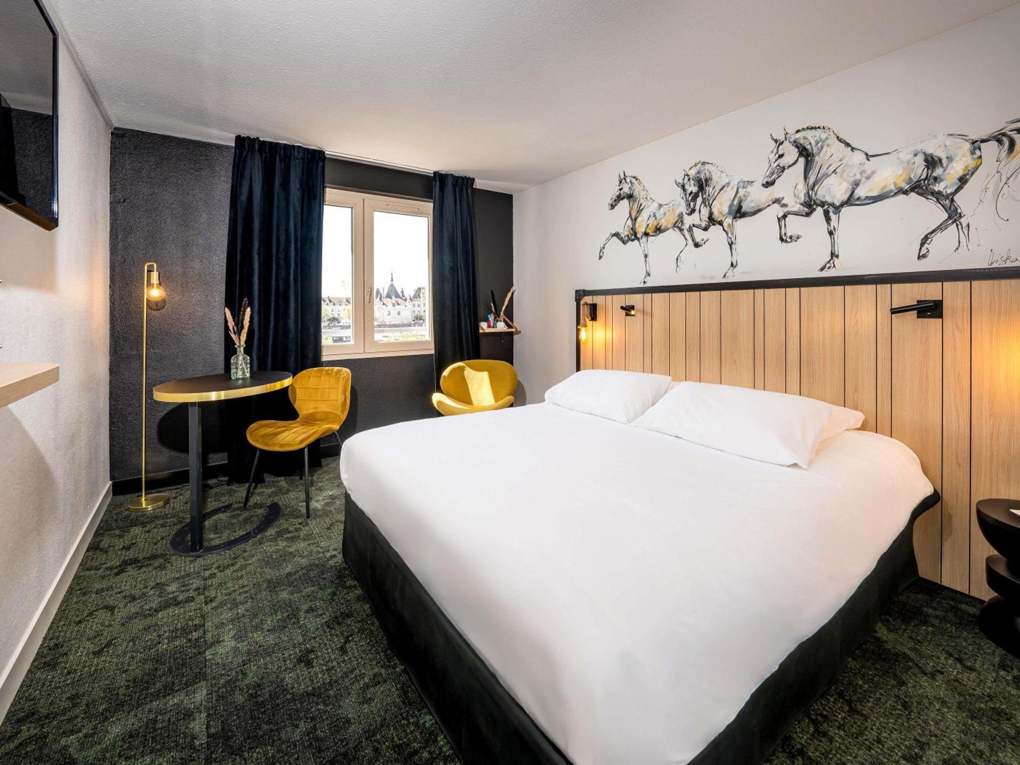 Mercure Bords De Loire Hotel